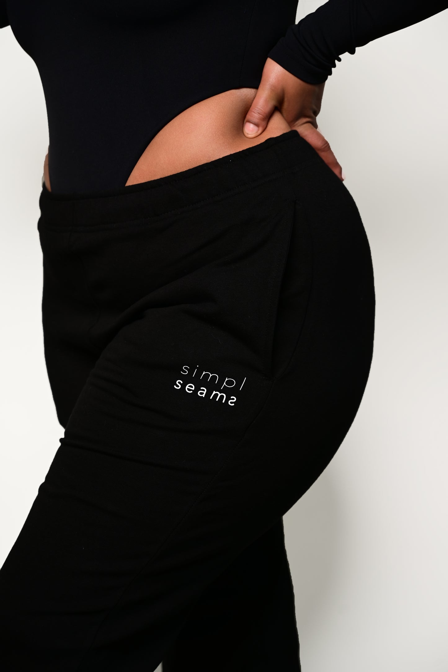 The Tempo Straight Leg Sweat Pants