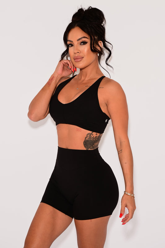 Essential Shorts- Black