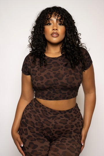 SHORT SLEEVE CREW NECK CROP