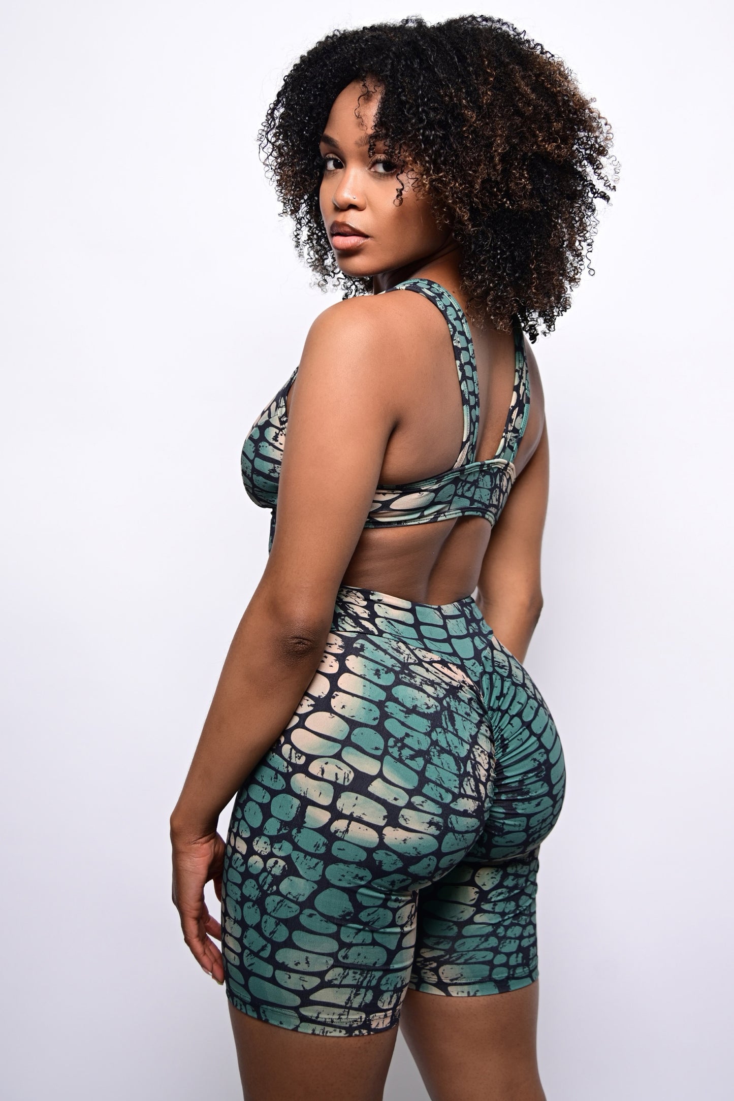 SHORT JUMPSUIT