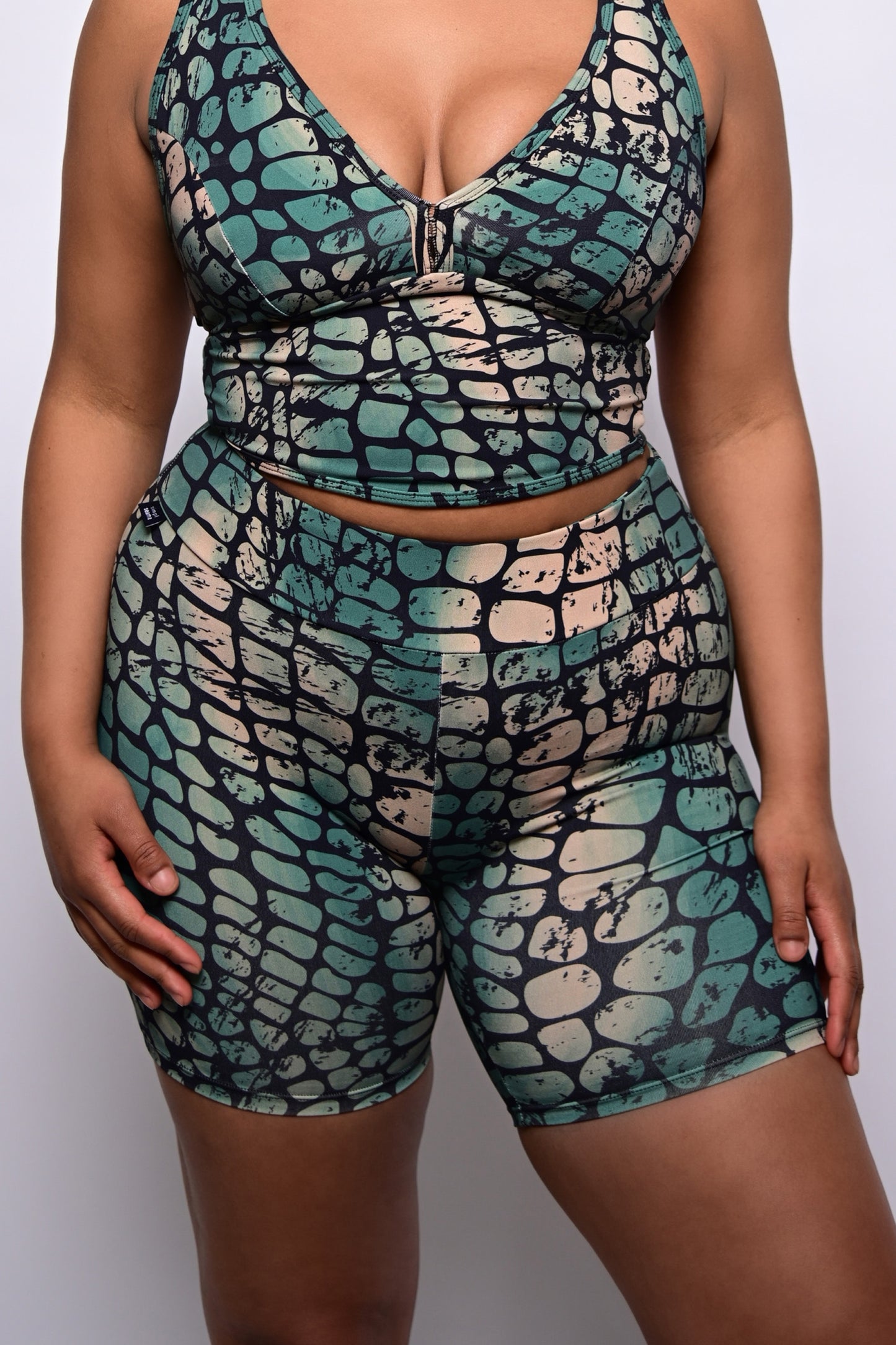 THE BIKER SHORT